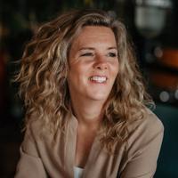 Pasfoto Linda Bovendorp