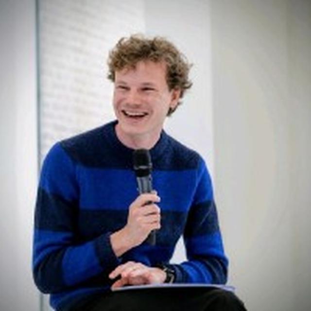 Pasfoto Job Zomerplaag