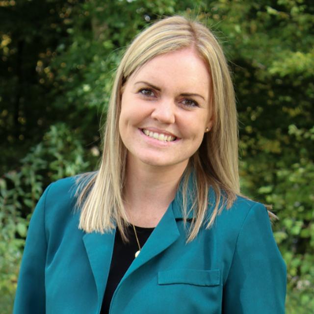 Pasfoto Denise Roberts