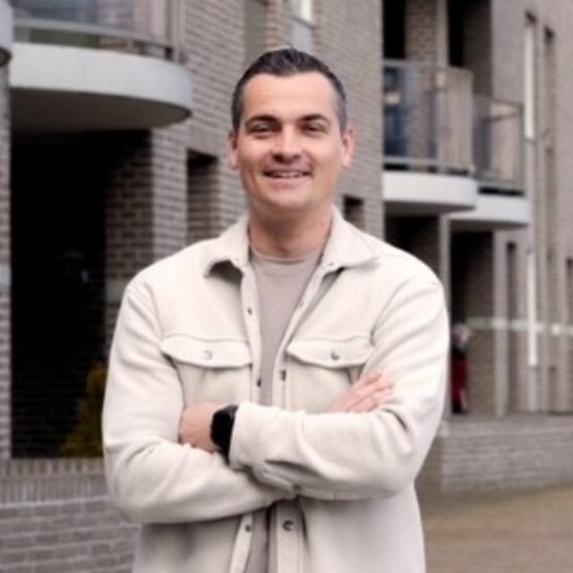 Pasfoto Dennis Wolf